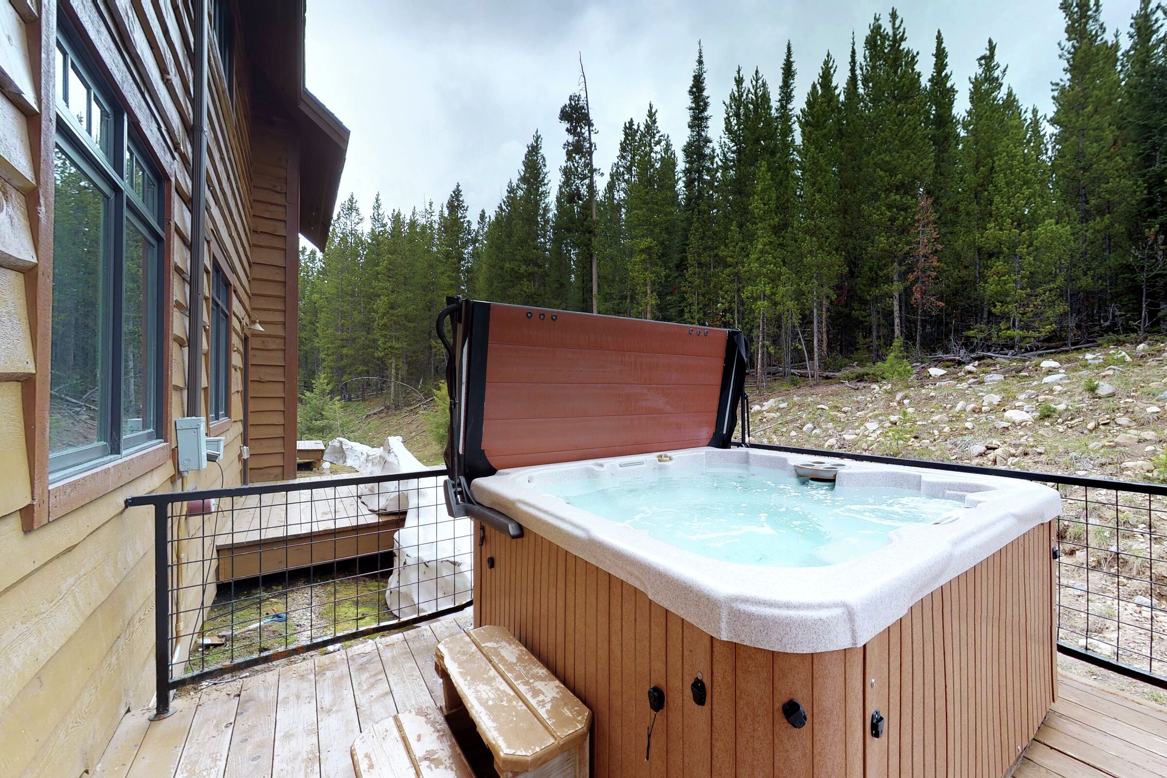 Balcony with Hot Tub