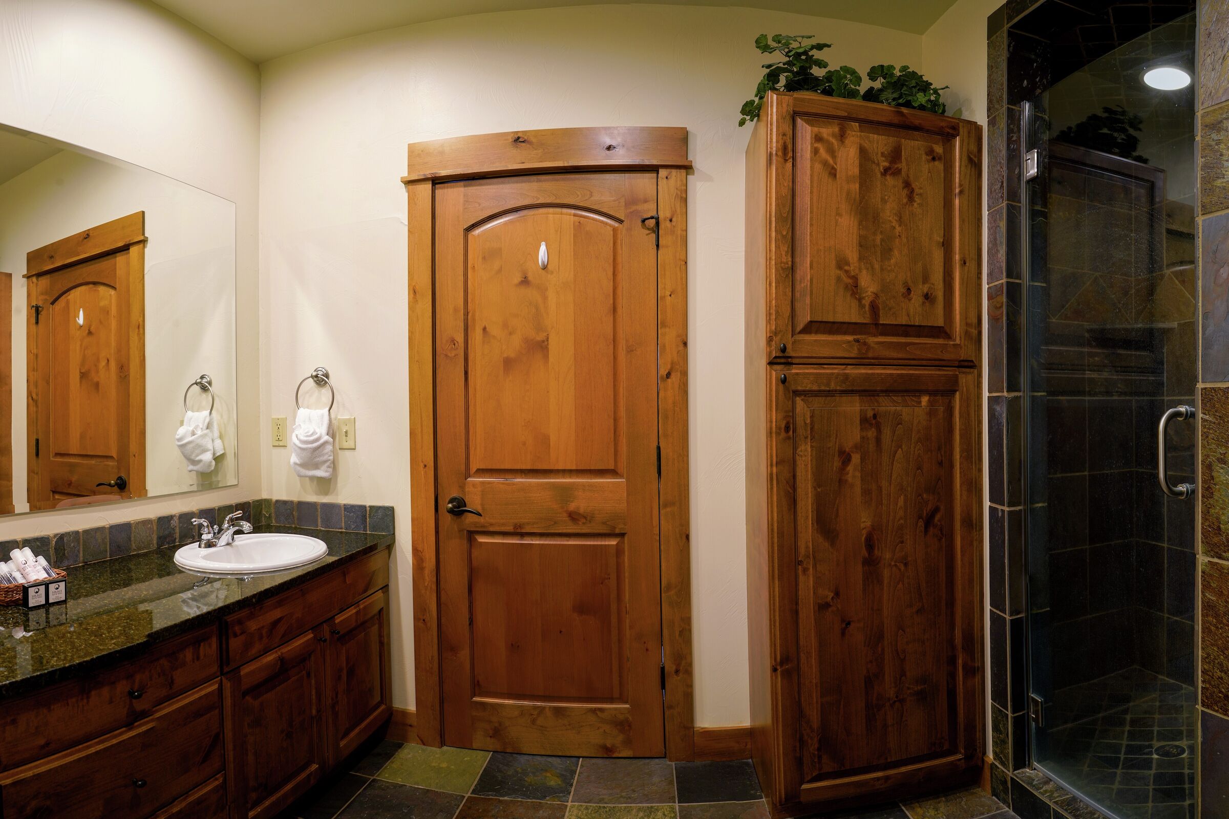 Master Ensuite Bathroom