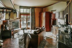 1 Bdrm - Living Room