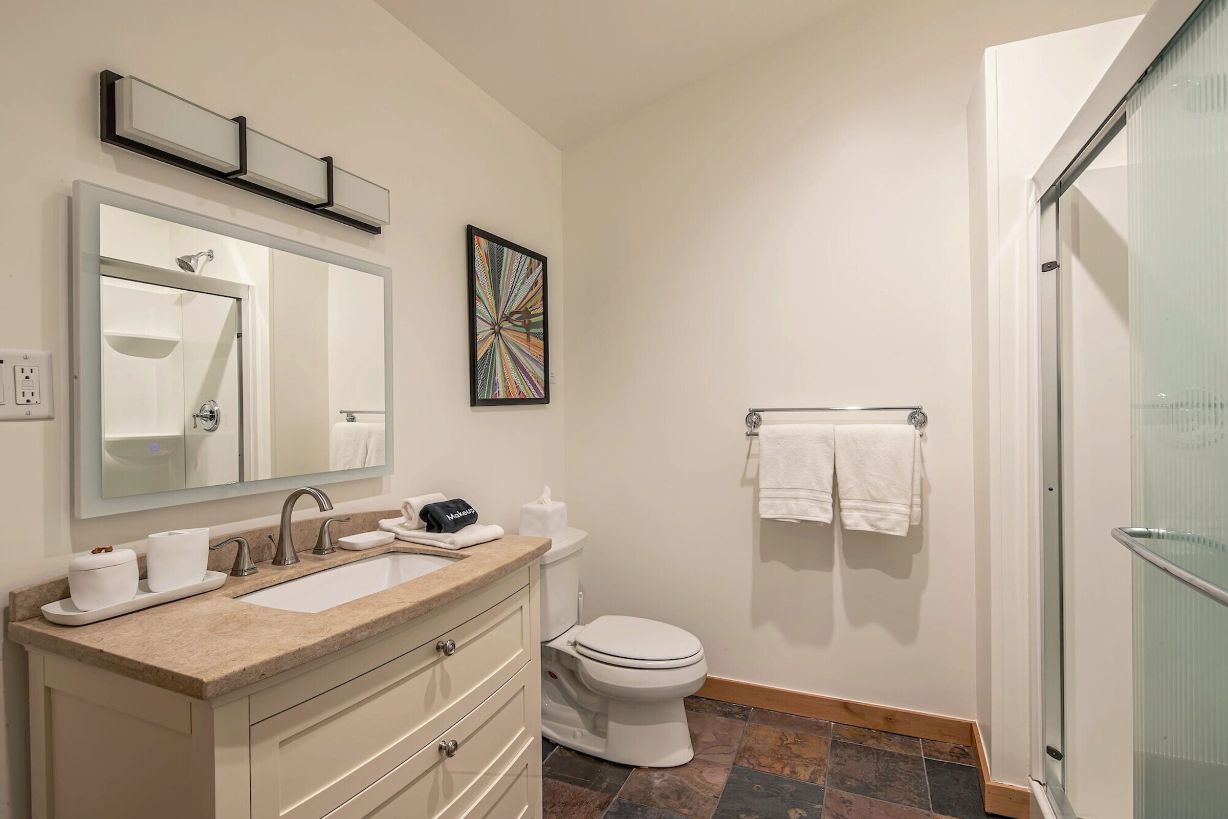 #1733 - Ensuite Bathroom