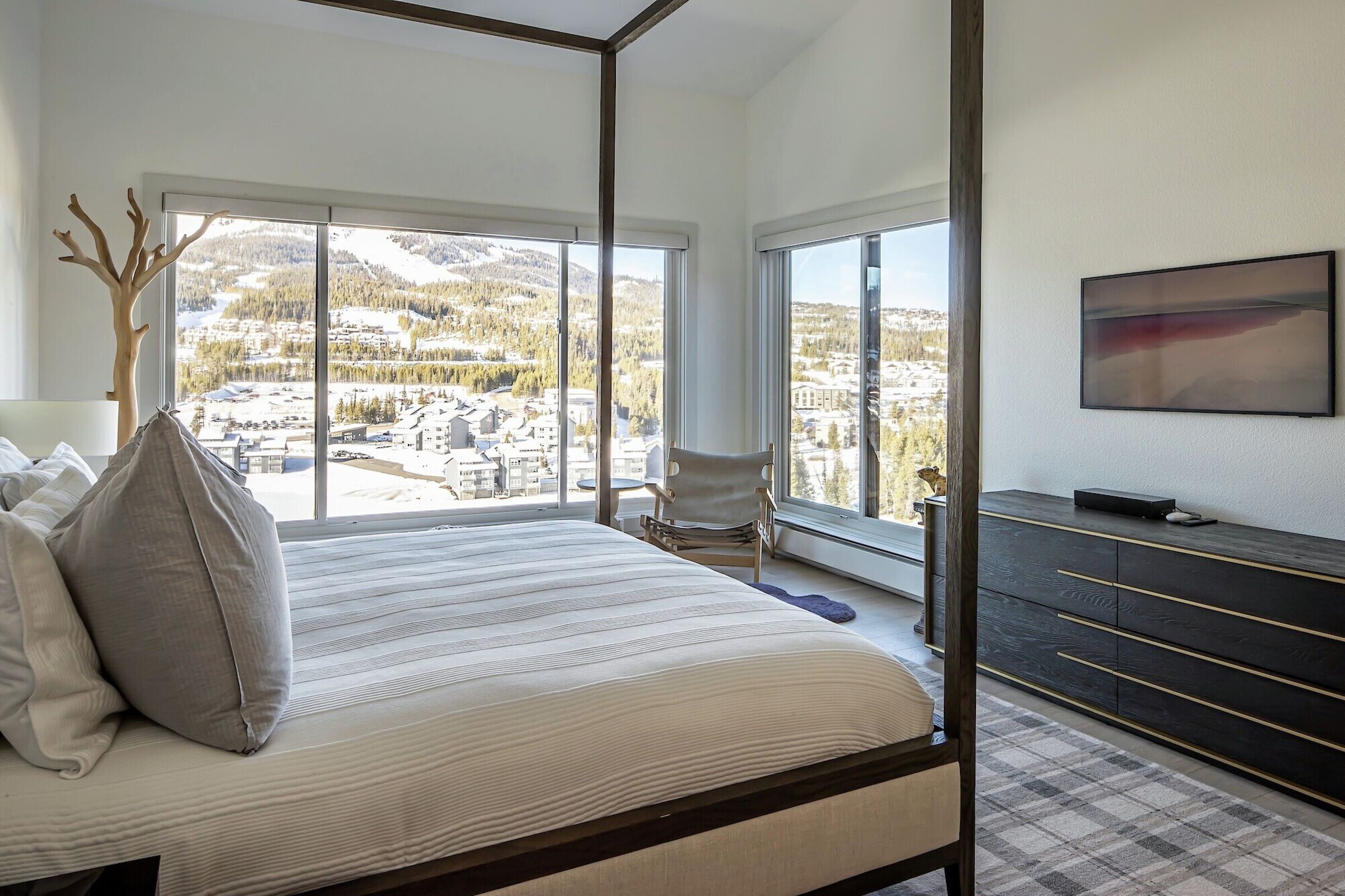 #1733 - Bedroom
