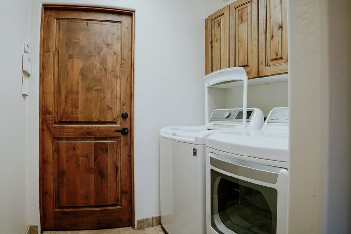 #8 - Laundry Room