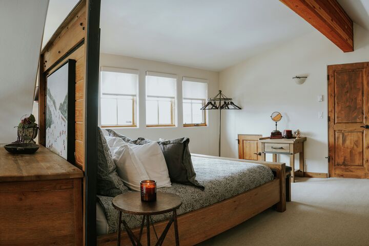 #8 - Loft Sleeping Area