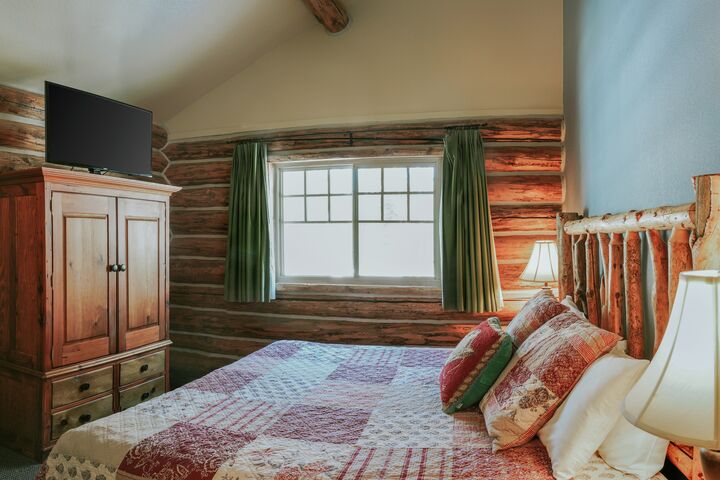 2 Bdrm 2 Bath HT - Master Bedroom