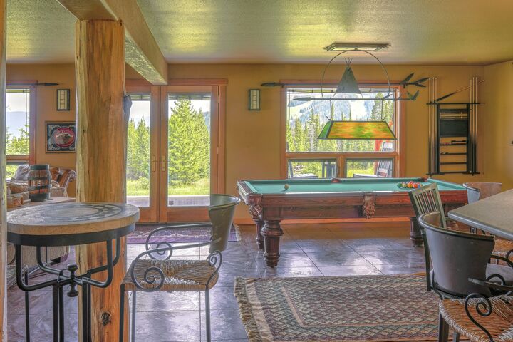 5 Bdrm 5 Bath HT - Games Room
