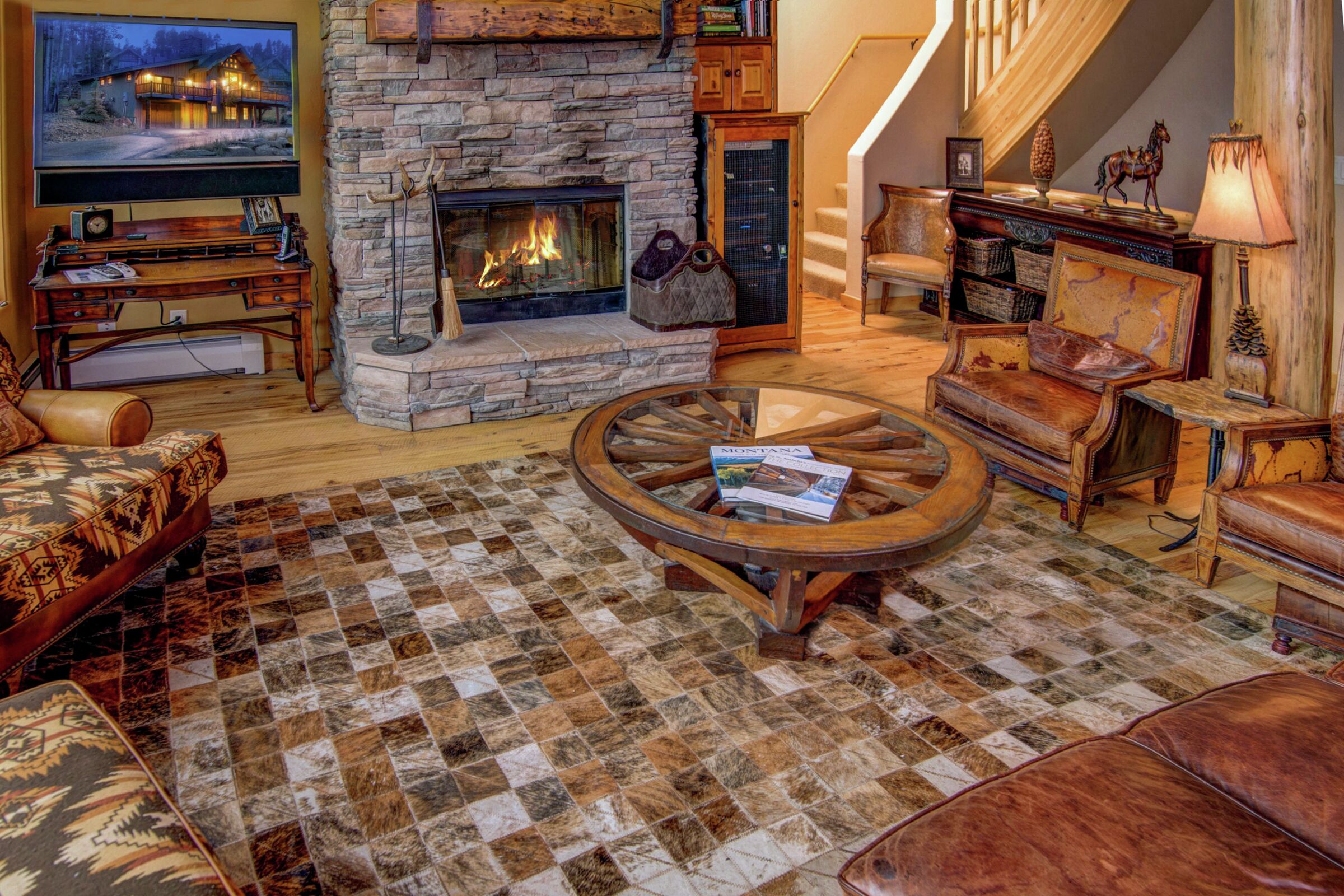 3 Coyote Bluff - Living Room