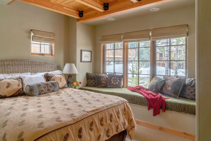 5 Mountain Home Rd - Bedroom
