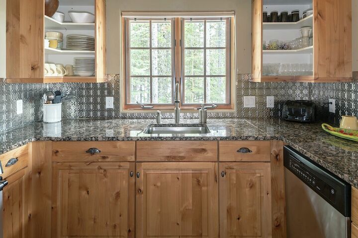 3 Bdrm + Loft HT-2 Lower Mountain Home - Kitchen