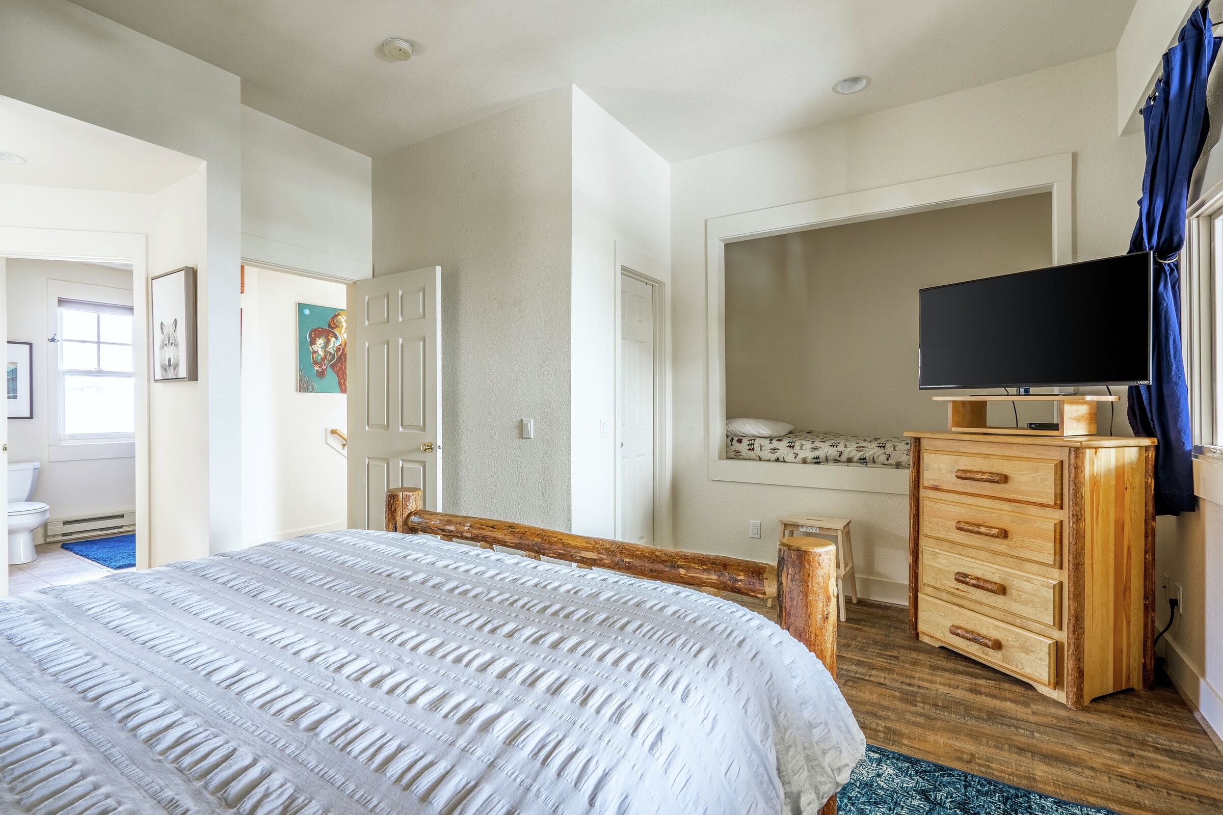 #G4 - Master Bedroom
