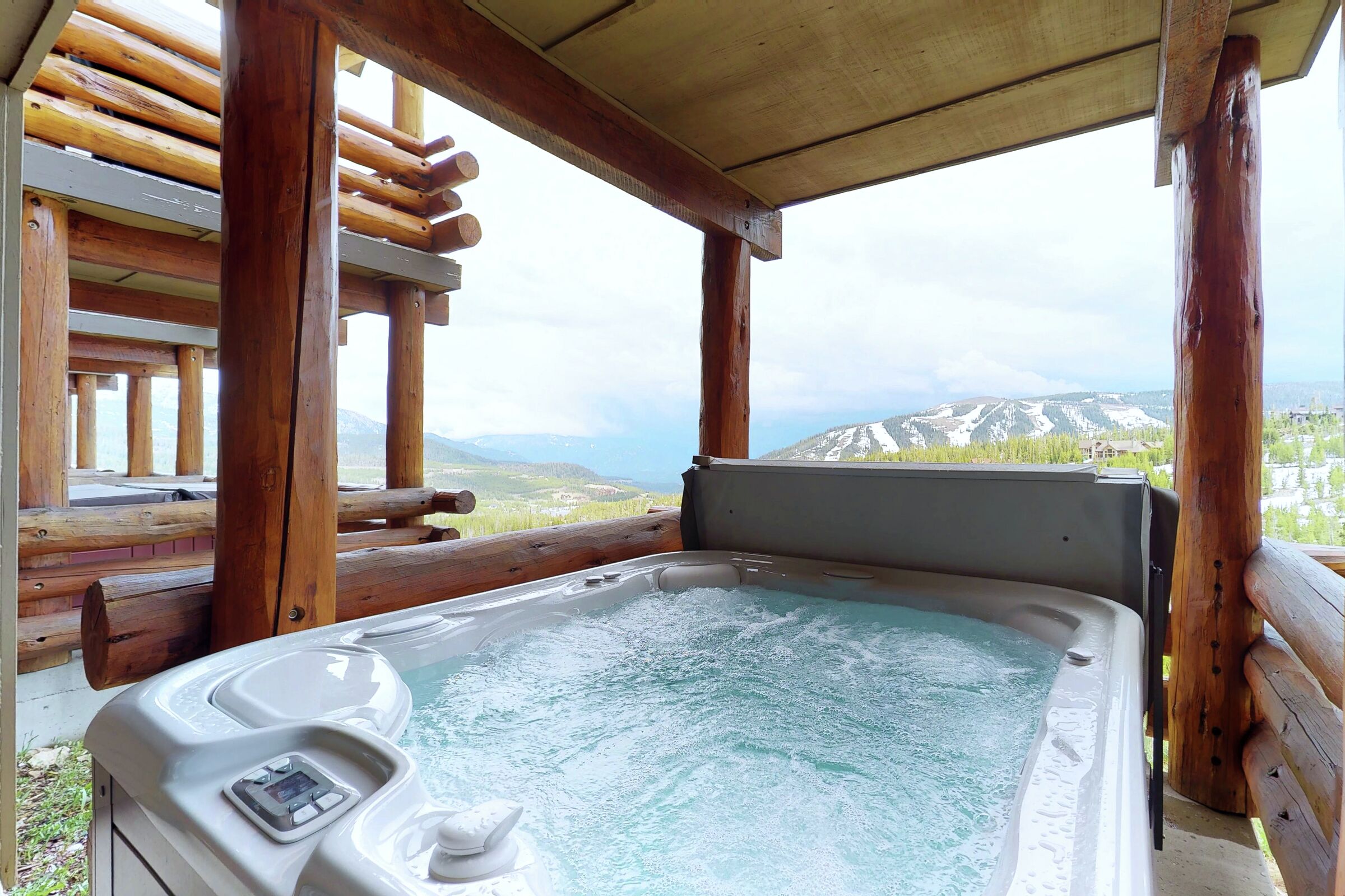 #J2 - Outdoor Hot Tub