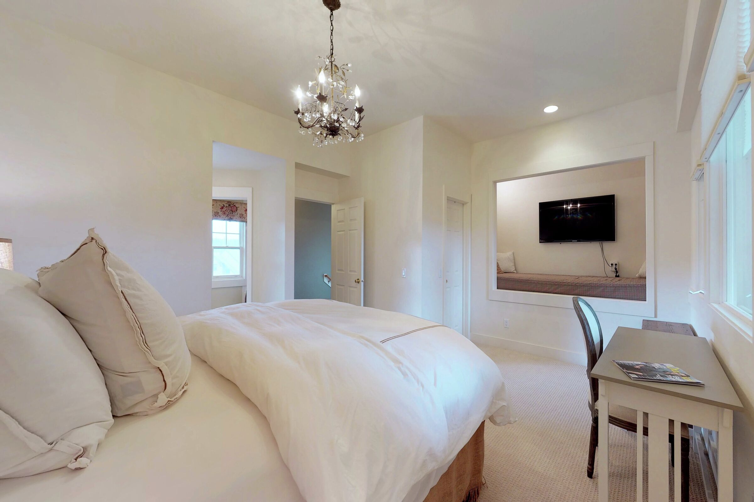 #J2 - Master Bedroom