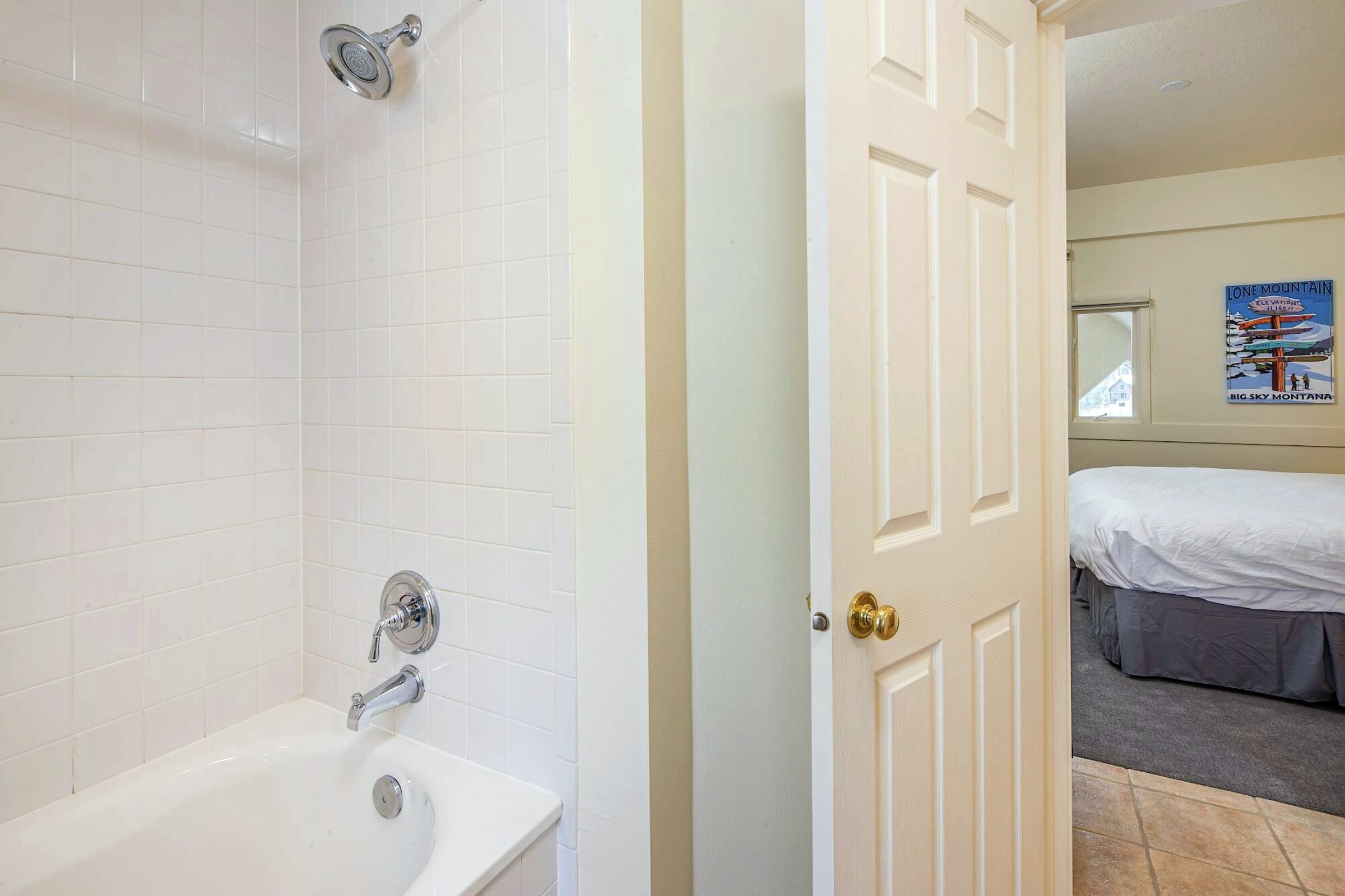 #J3 - Master Ensuite Bathroom