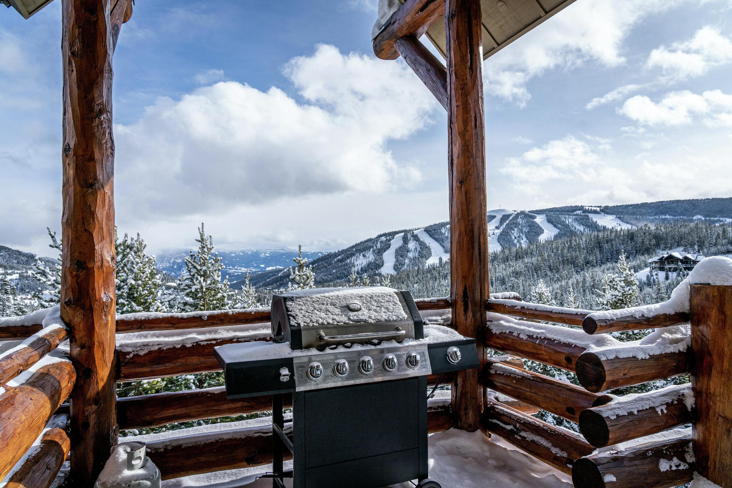 Balcony with BBQ