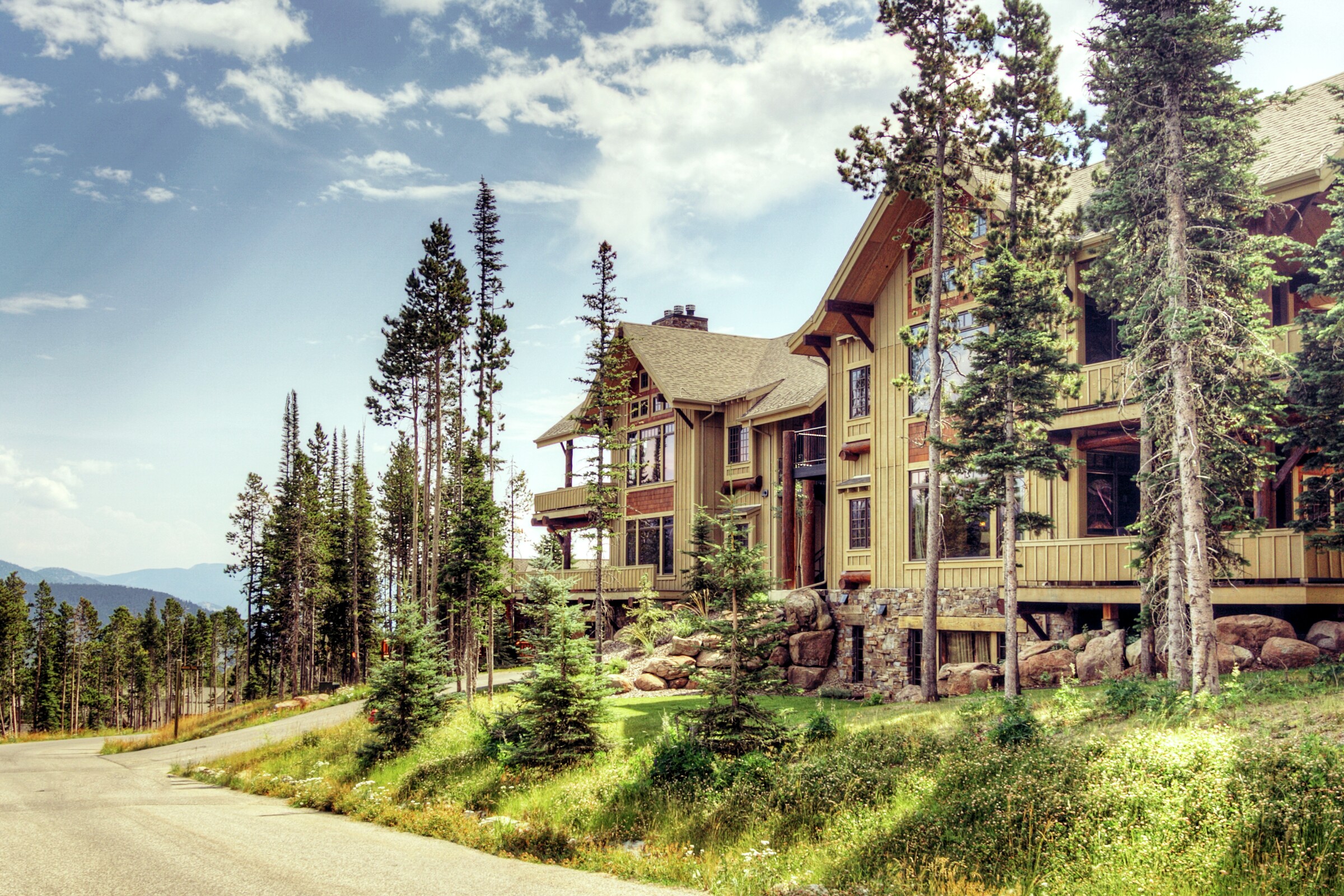 Cowboy Heaven Luxury Suites