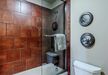 Gallery Thumbnail (5 Bdrm HT - Ensuite Bathroom)