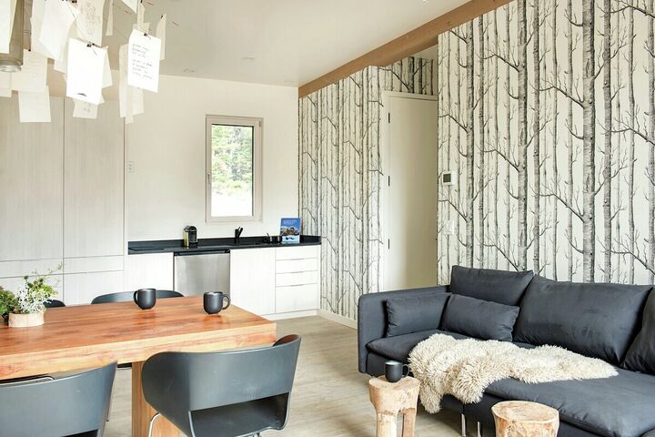 4 Bdrm HT - Second Living Area