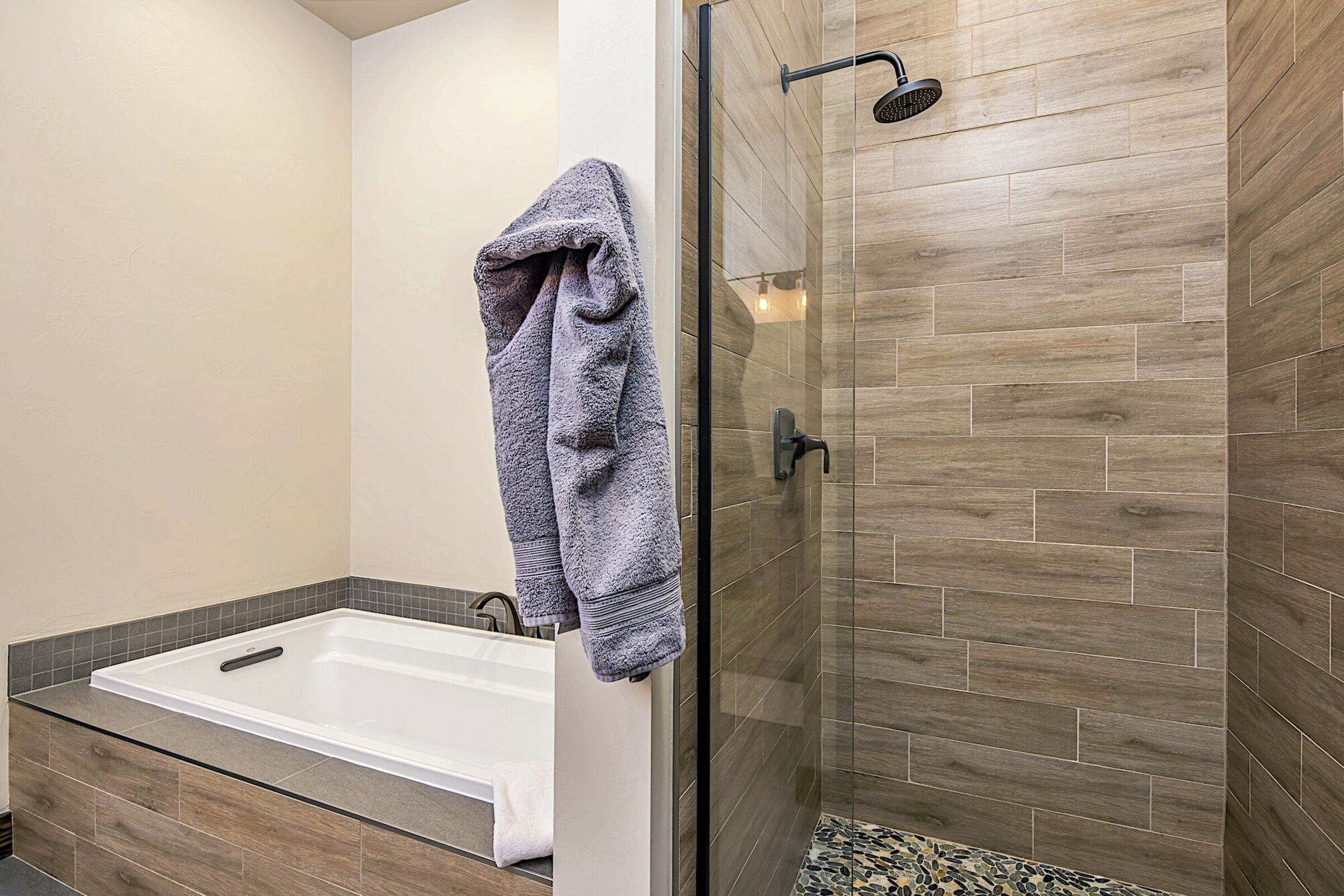 Master Ensuite Bathroom