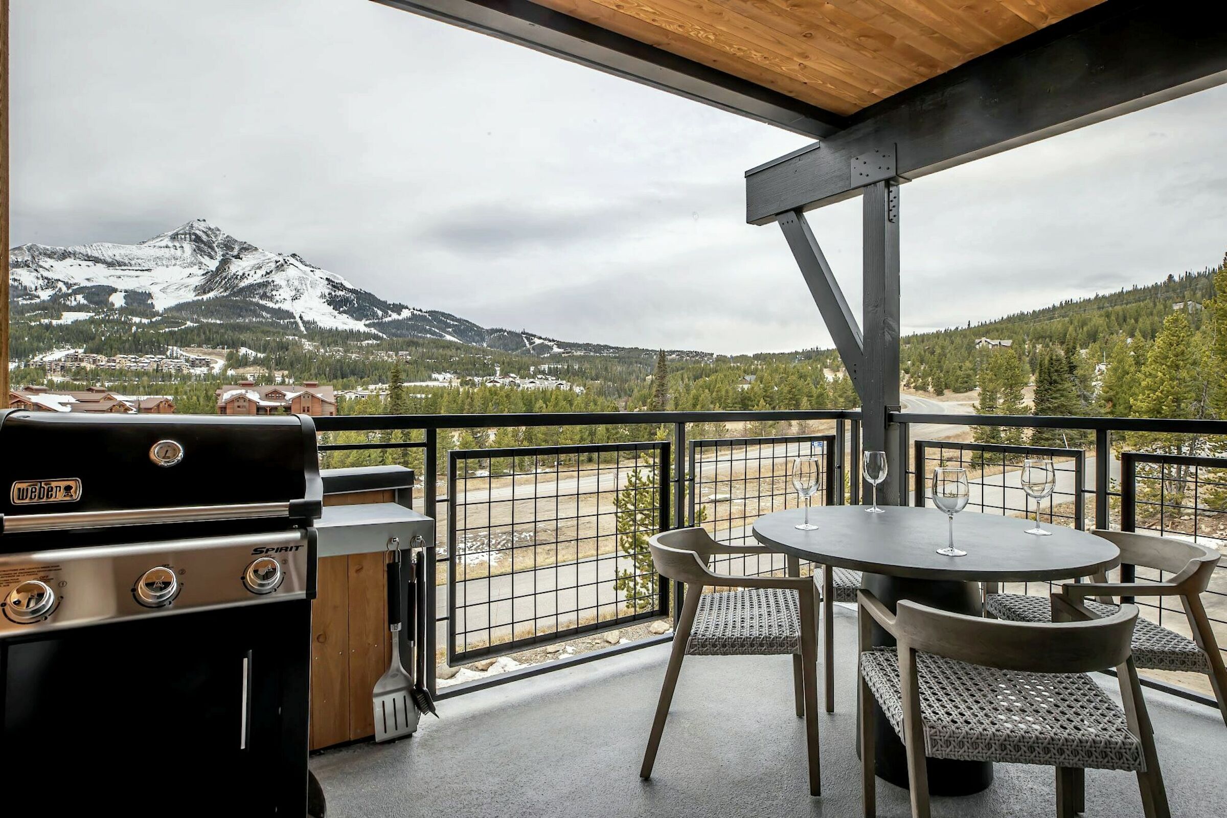 Balcony with BBQ