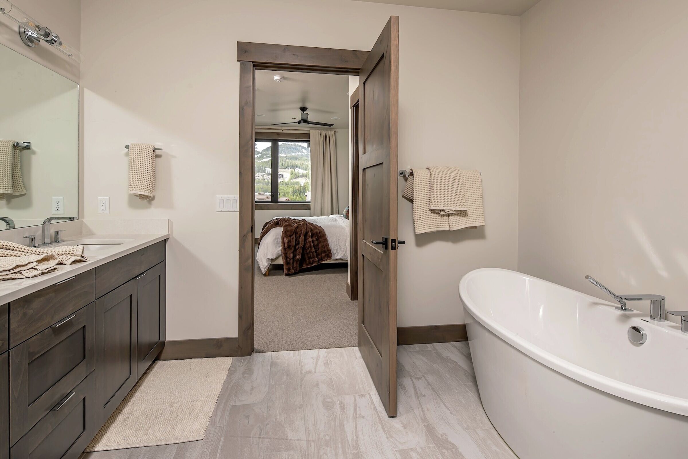 Master Ensuite Bathroom
