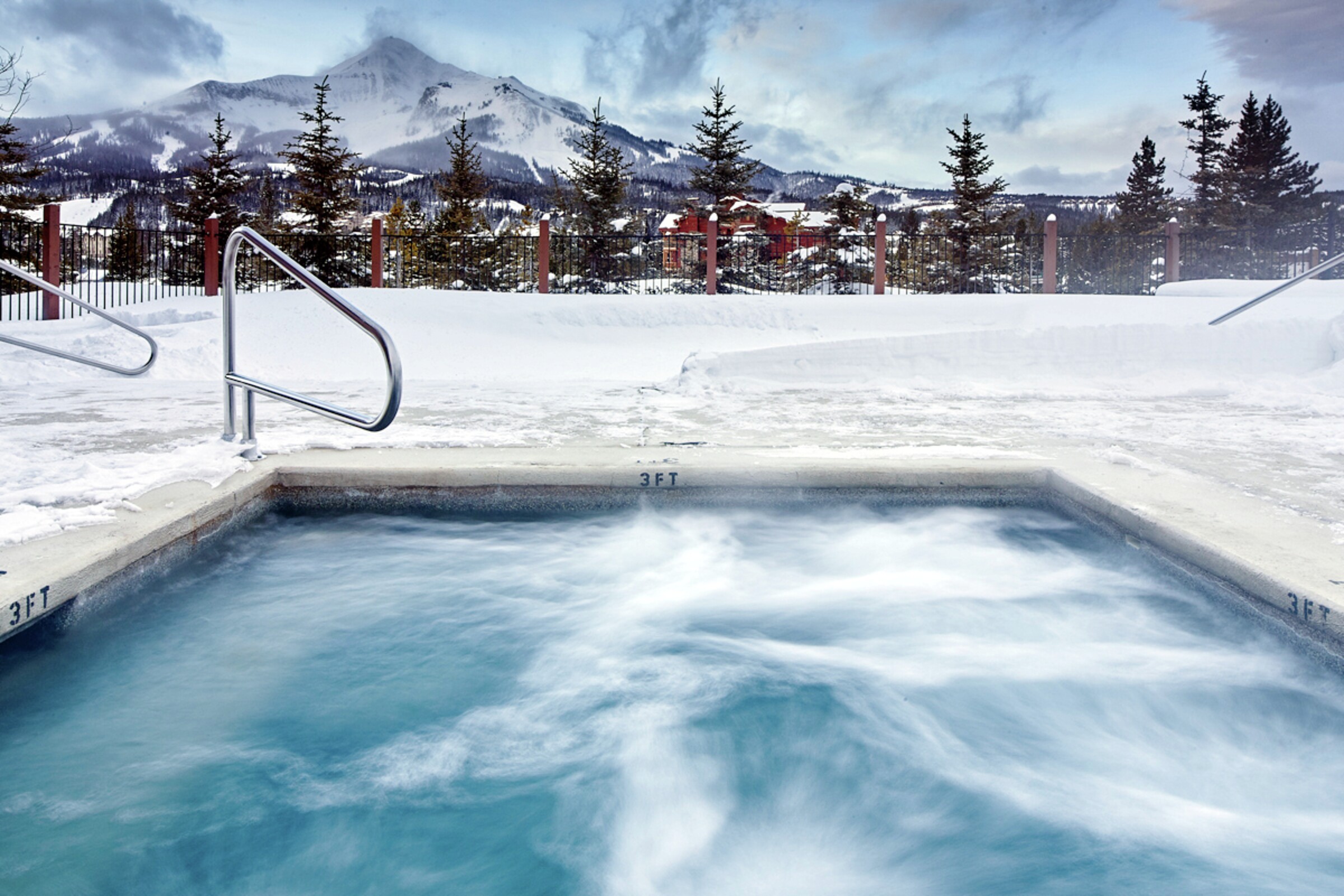 Outdoor Hot Tub