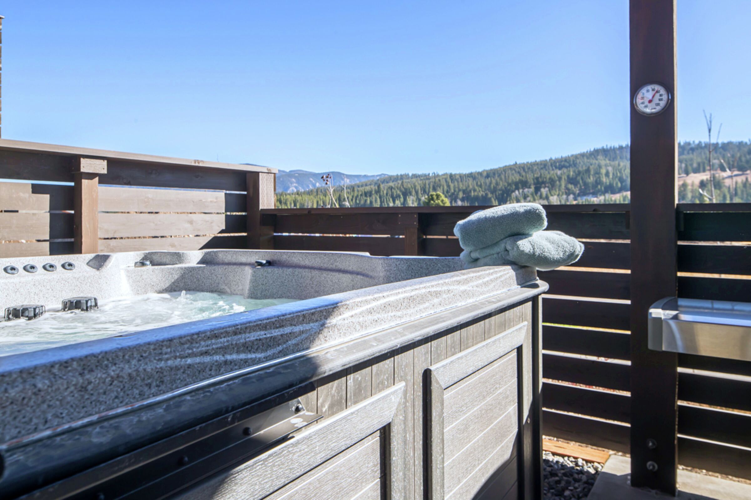 Balcony with Hot Tub