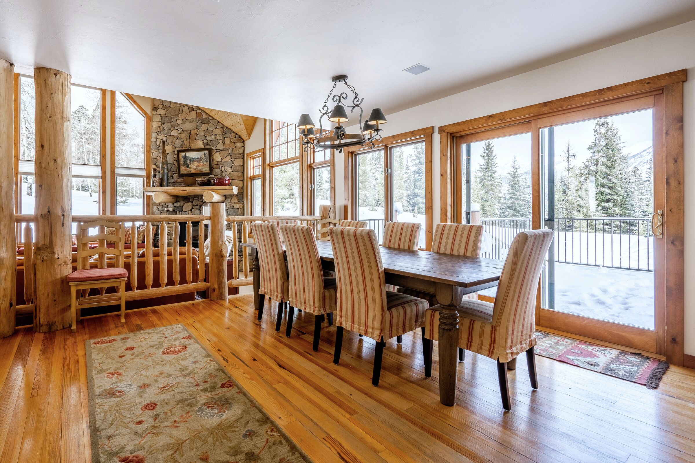 6 Bdrm HT - Dining Room