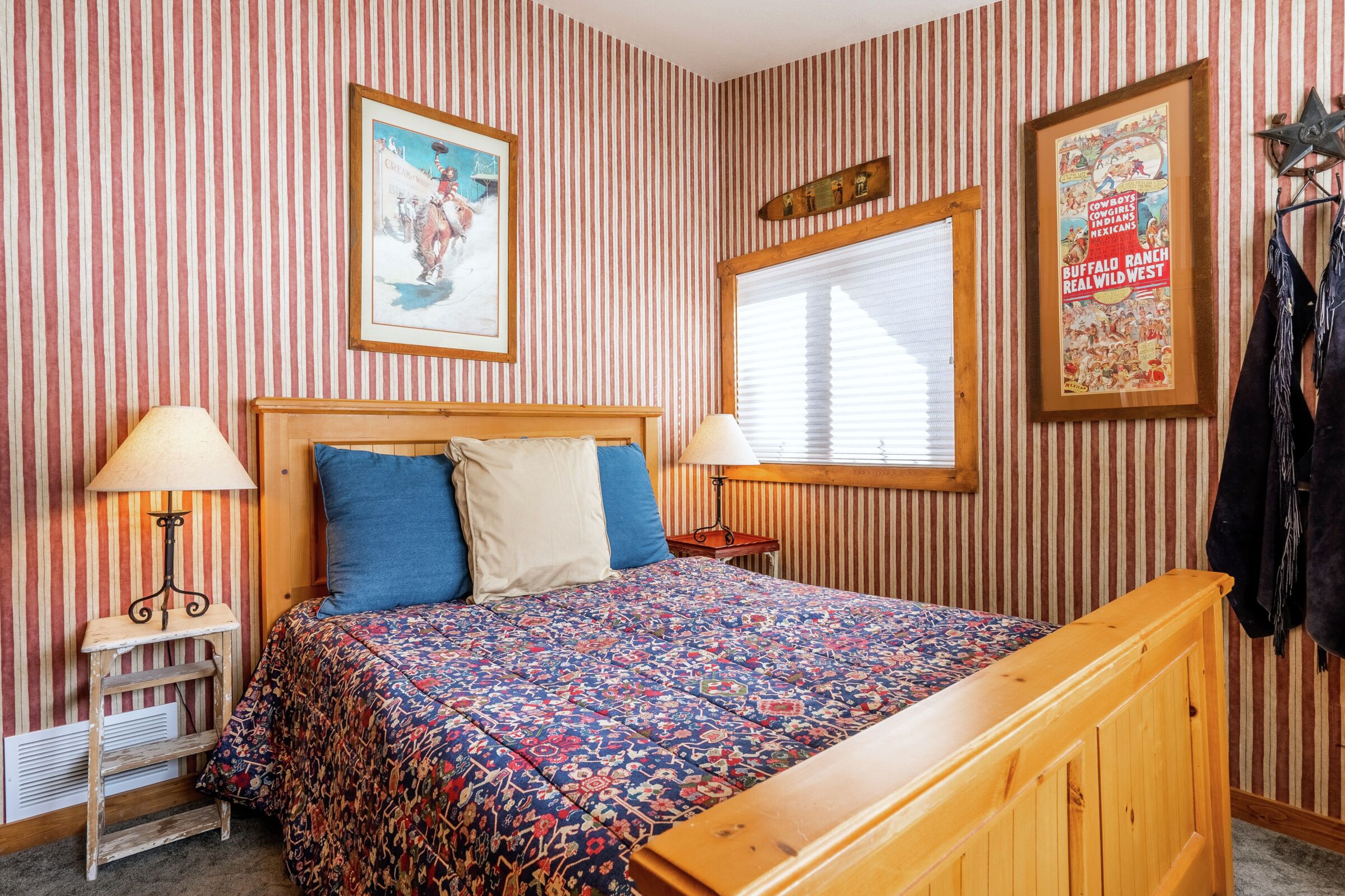 6 Bdrm HT - Bedroom