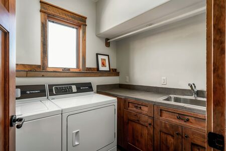 Unit Photo
