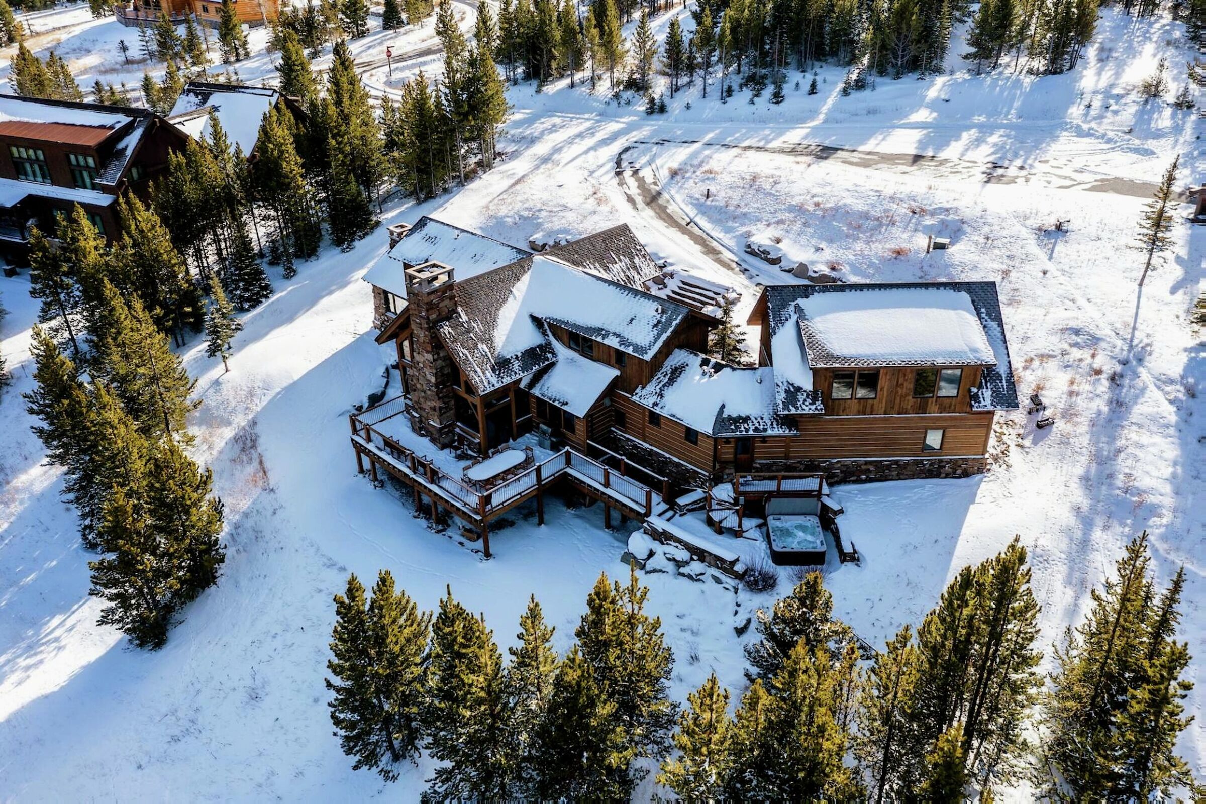 Latigo Lodge