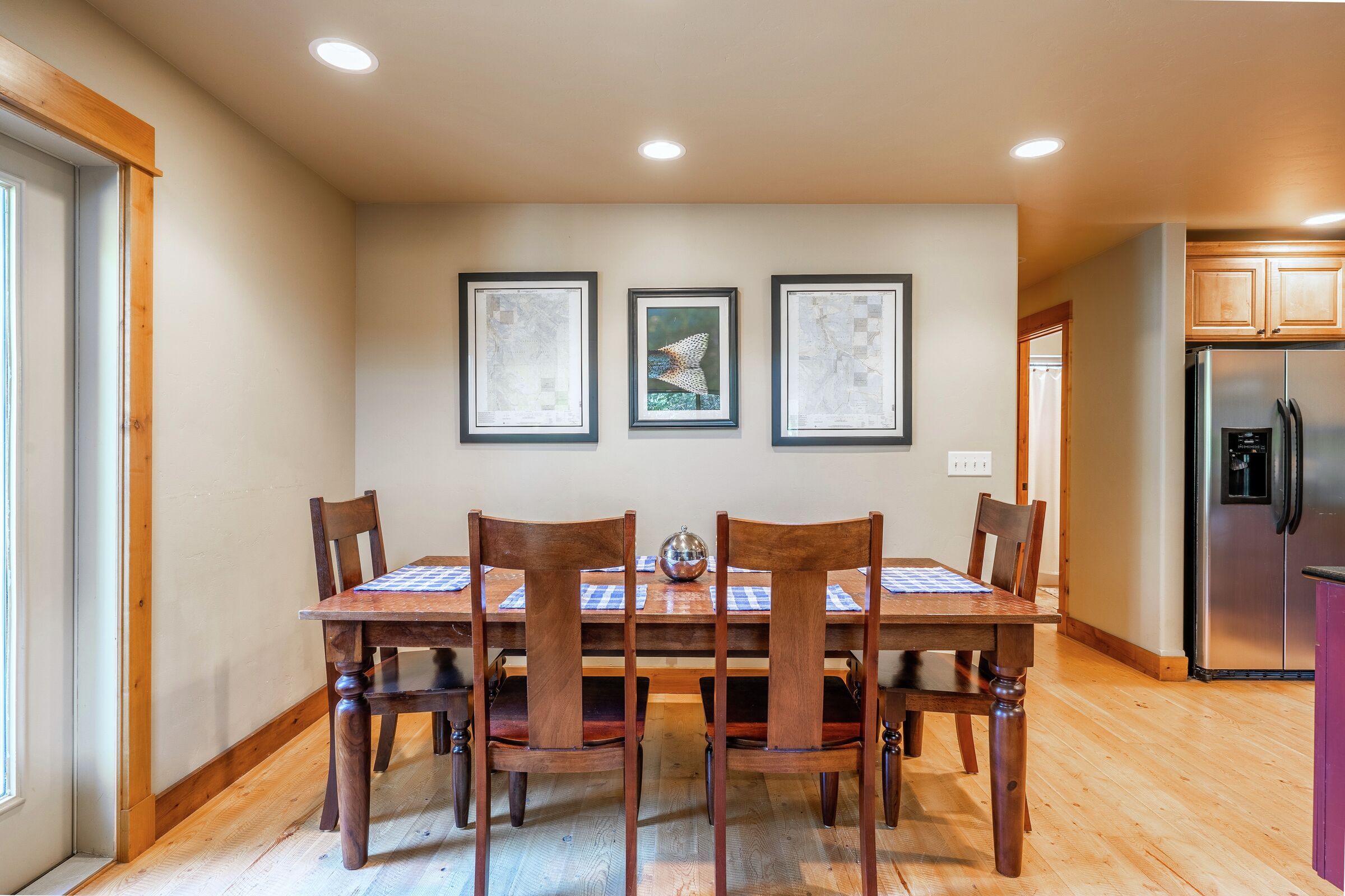 1 Bdrm + Loft - Dining Room