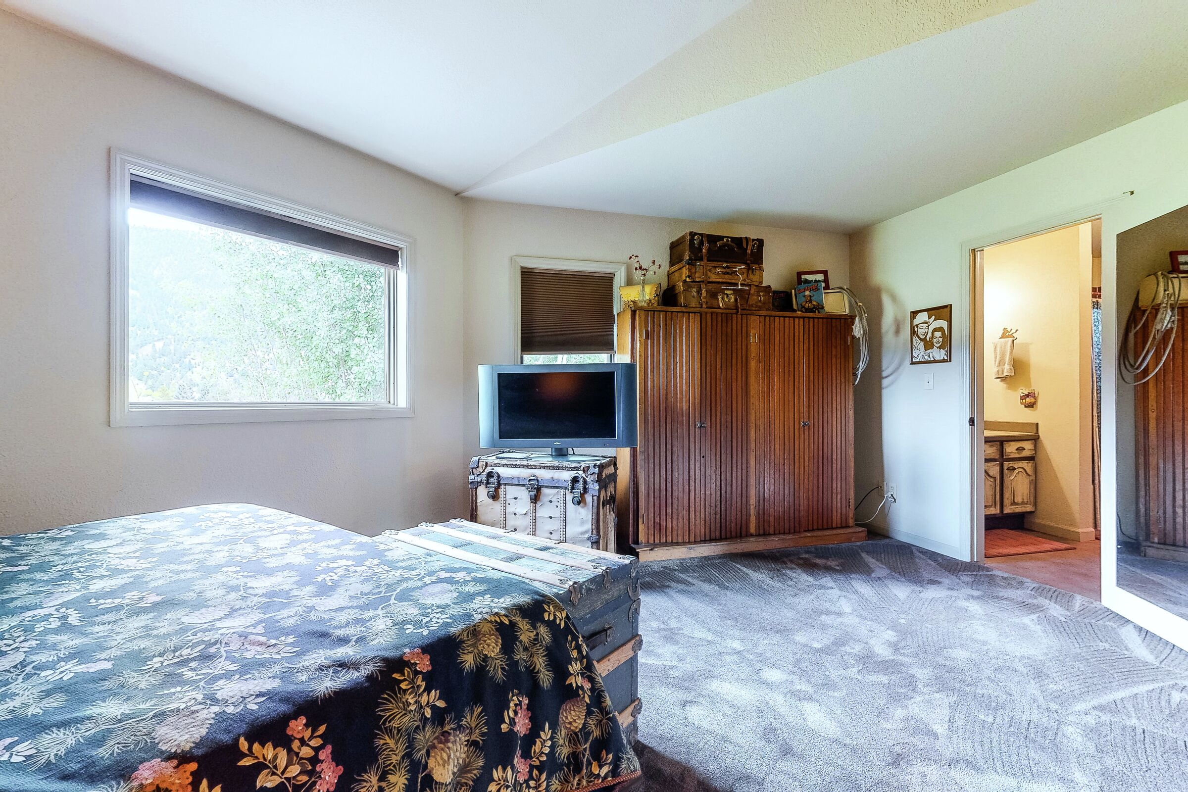 4 Bdrm 3 Bath HT - Bedroom
