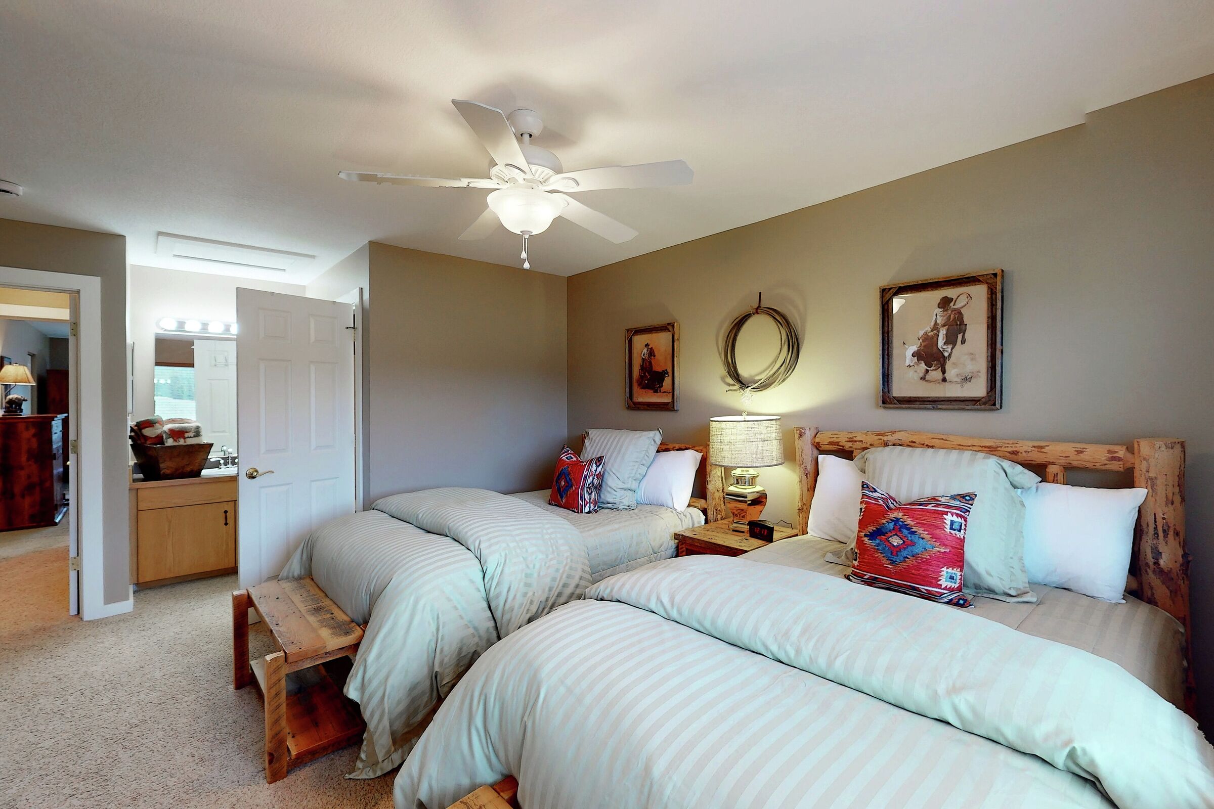 #74 - Mountain Meadow Retreat - Bedroom