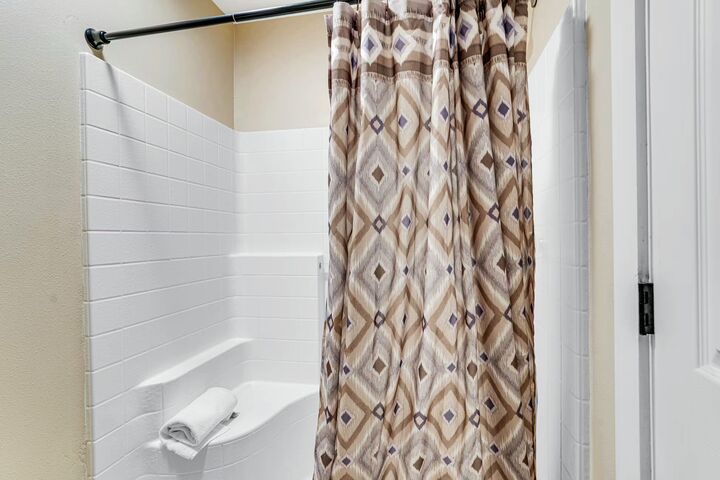 #82 - Master Ensuite Bathroom