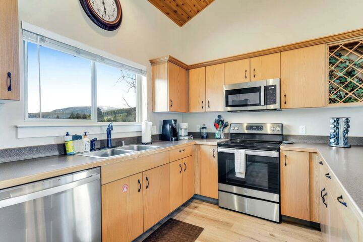 #82 - Kitchen
