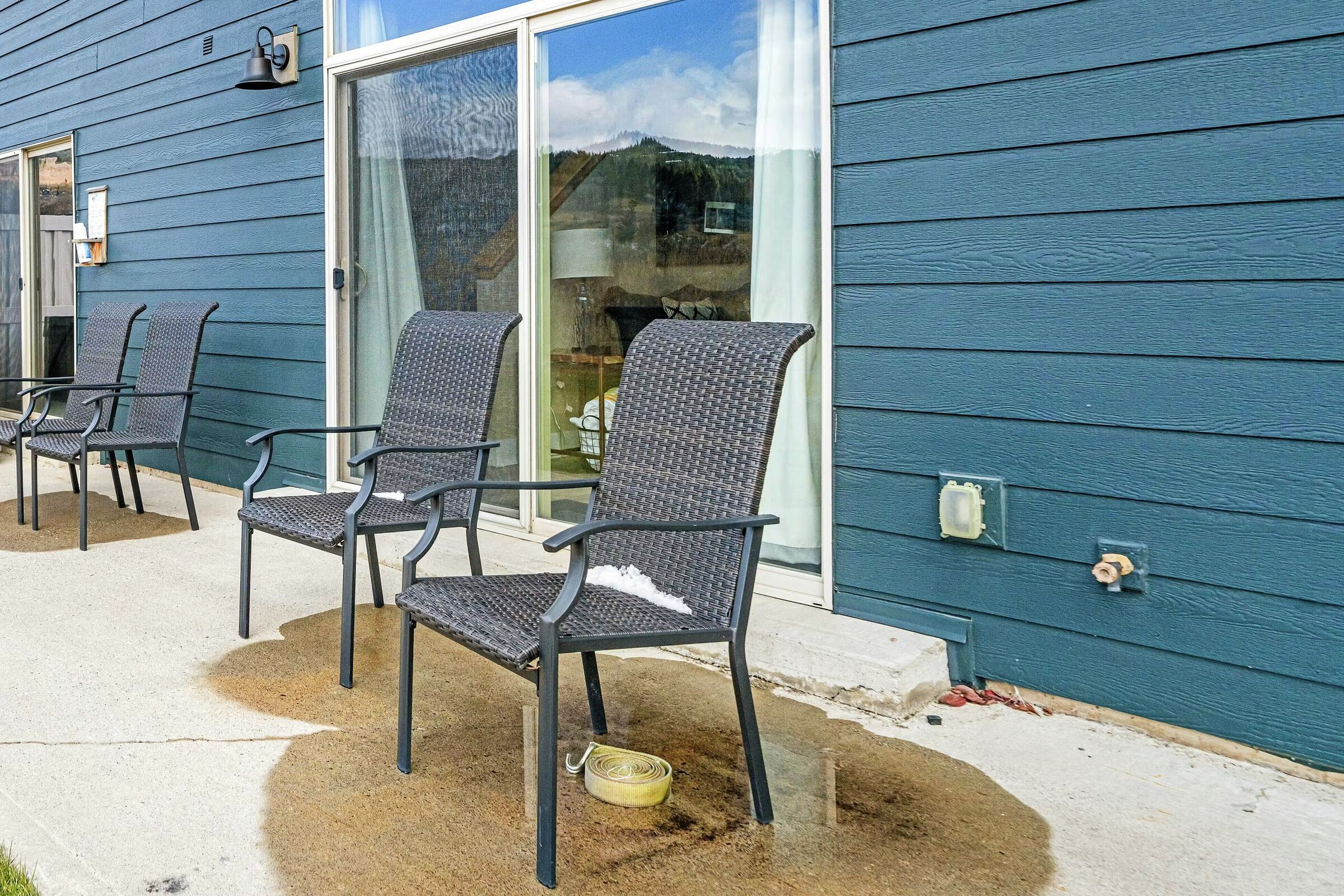 #82 - Patio