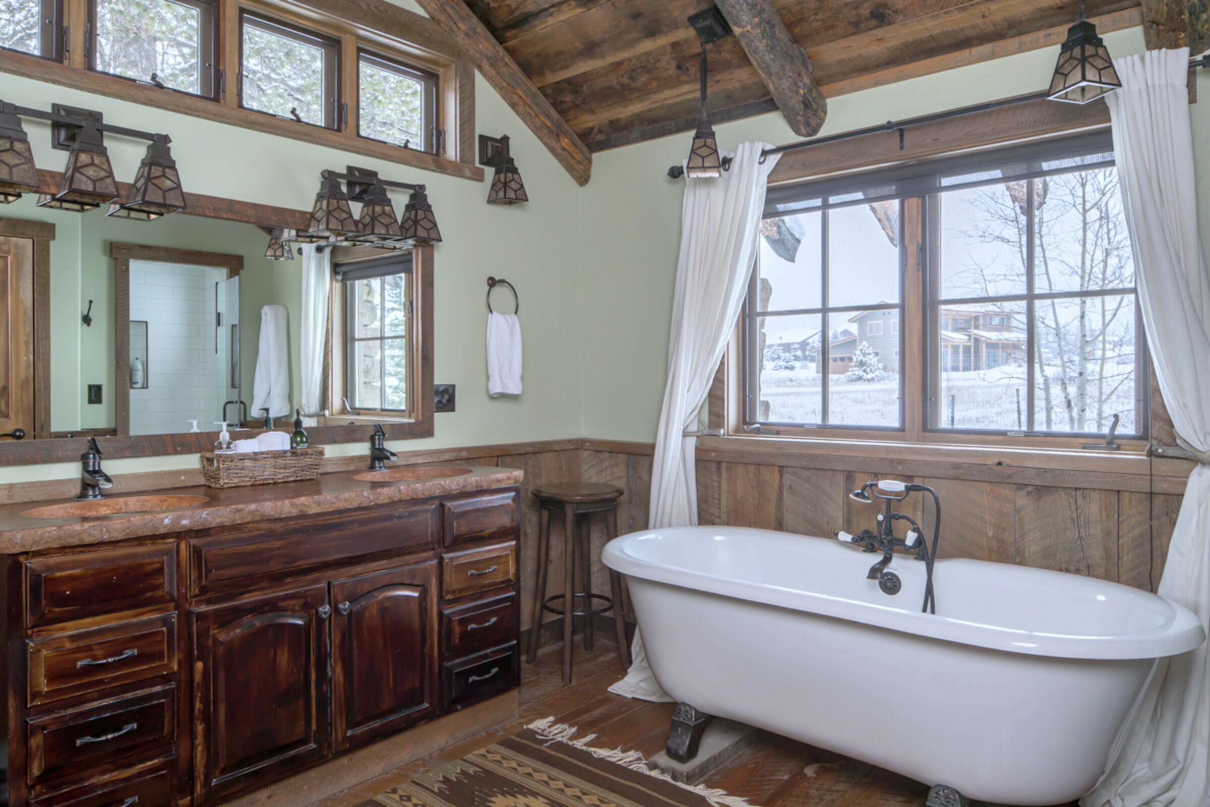 Master Ensuite Bathroom