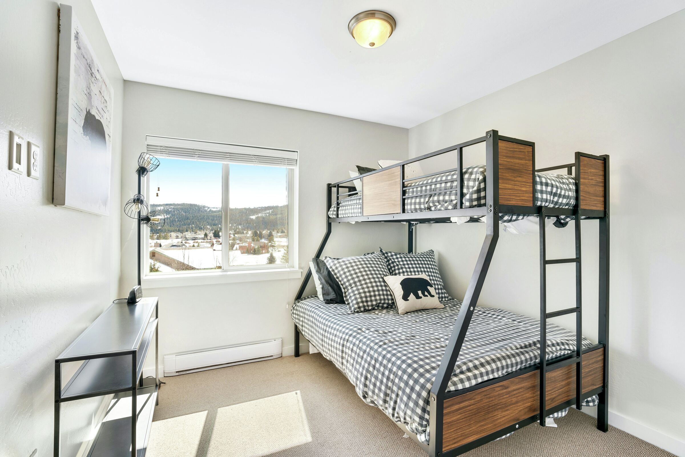 3 Bdrm #2061B - Bedroom