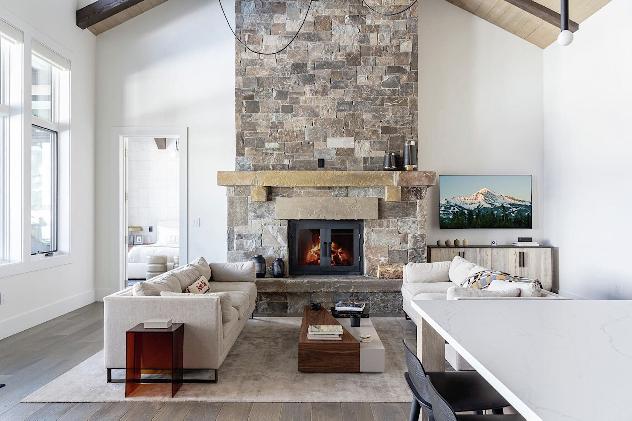 #8C - Living Room