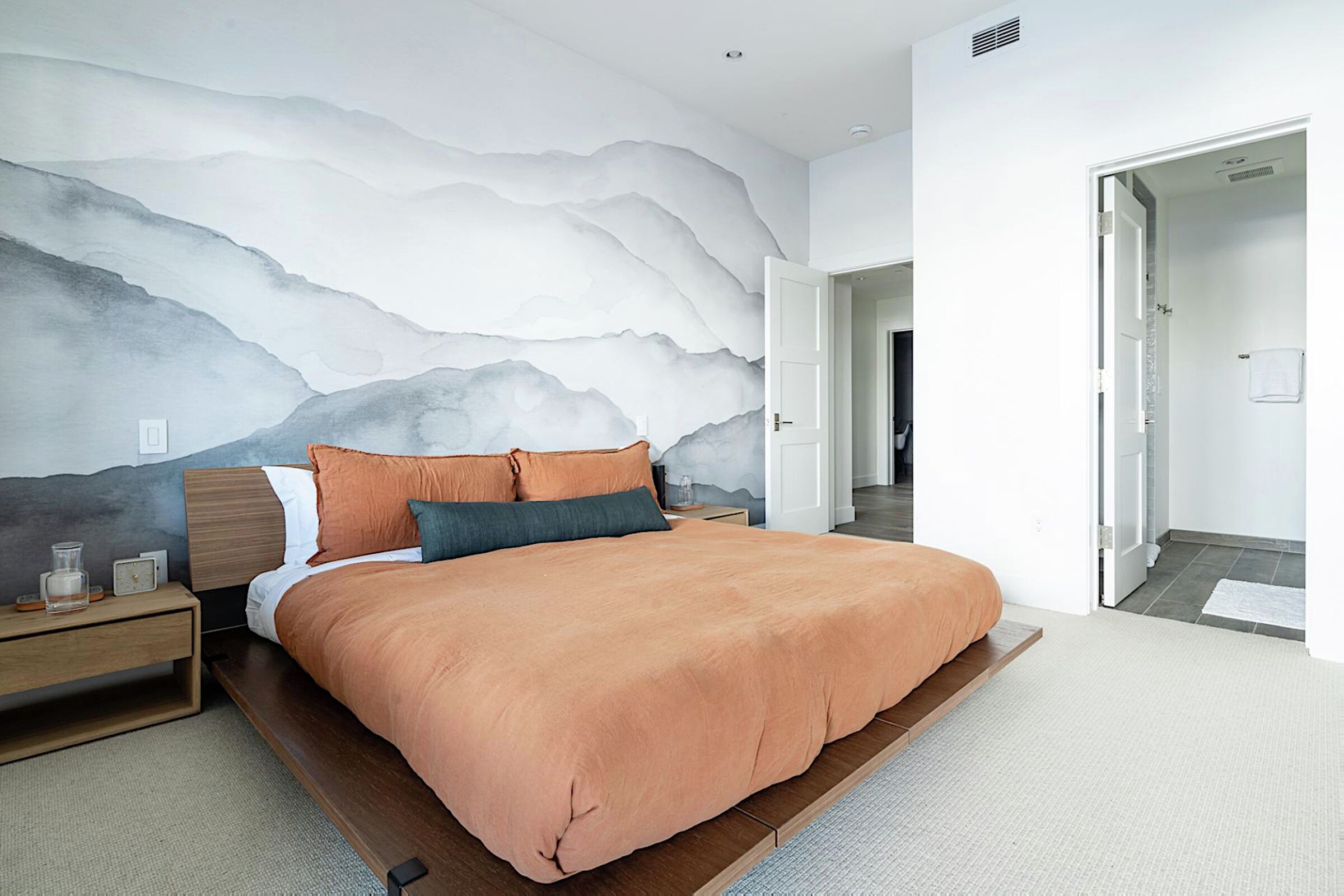 #8C - Bedroom