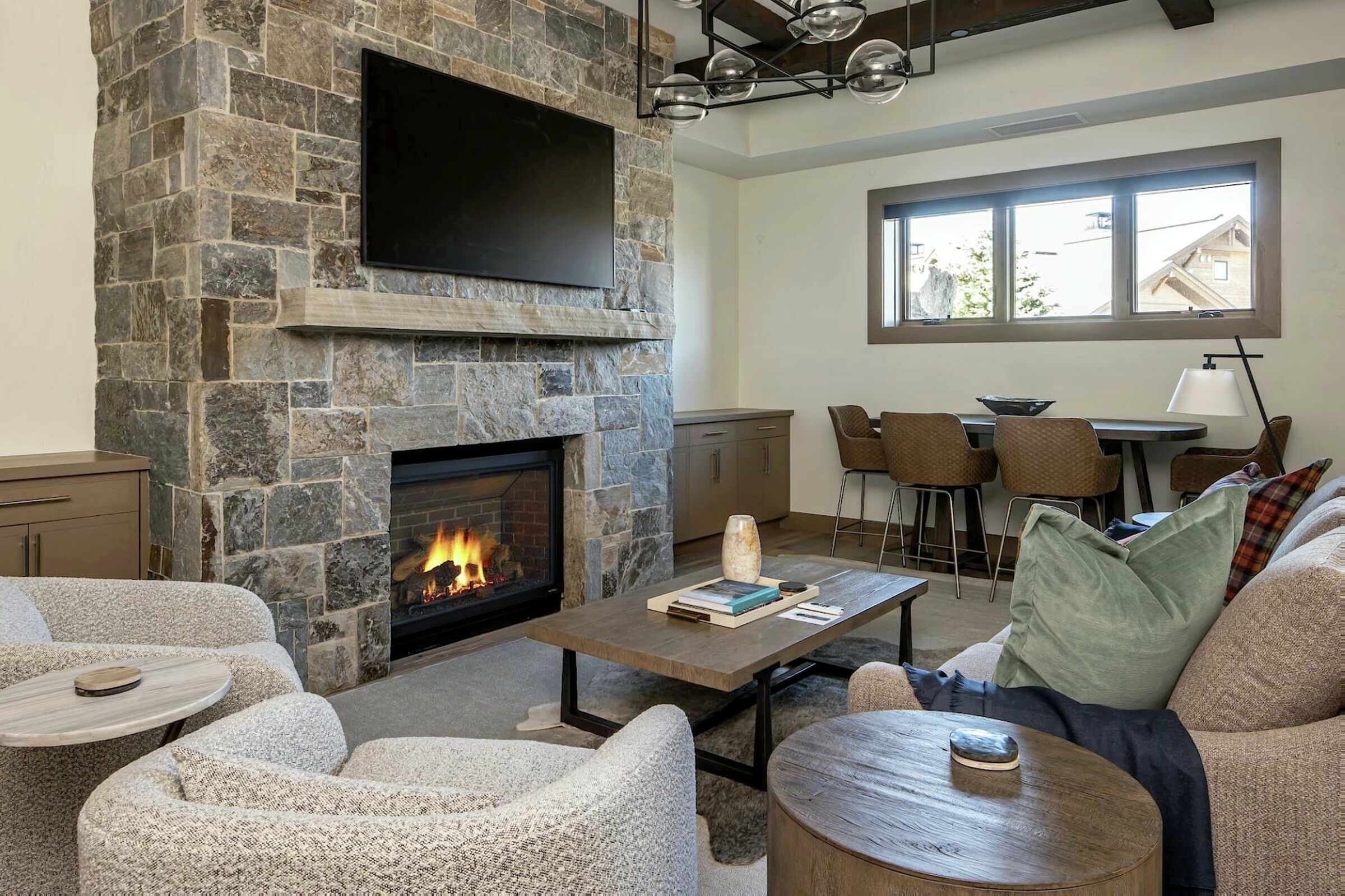 #14A - Family Room