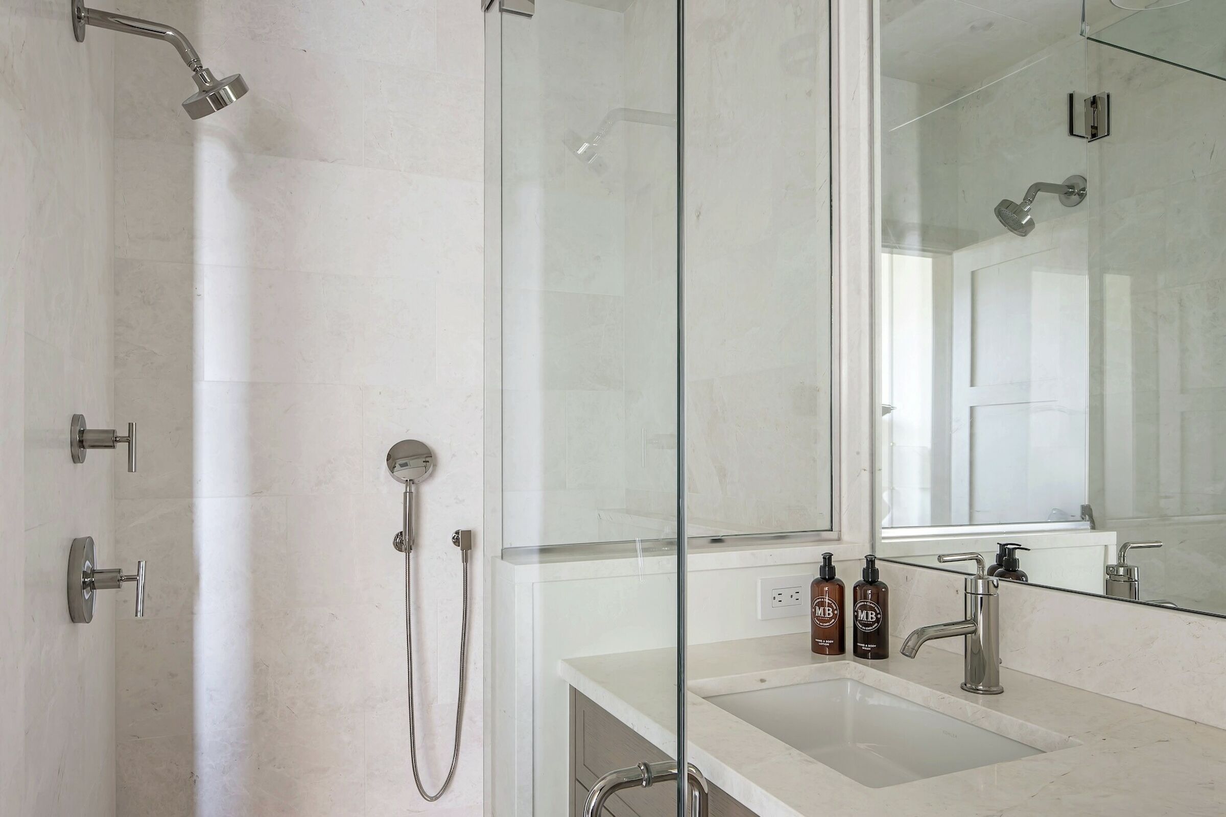 #14A - Master Ensuite Bathroom