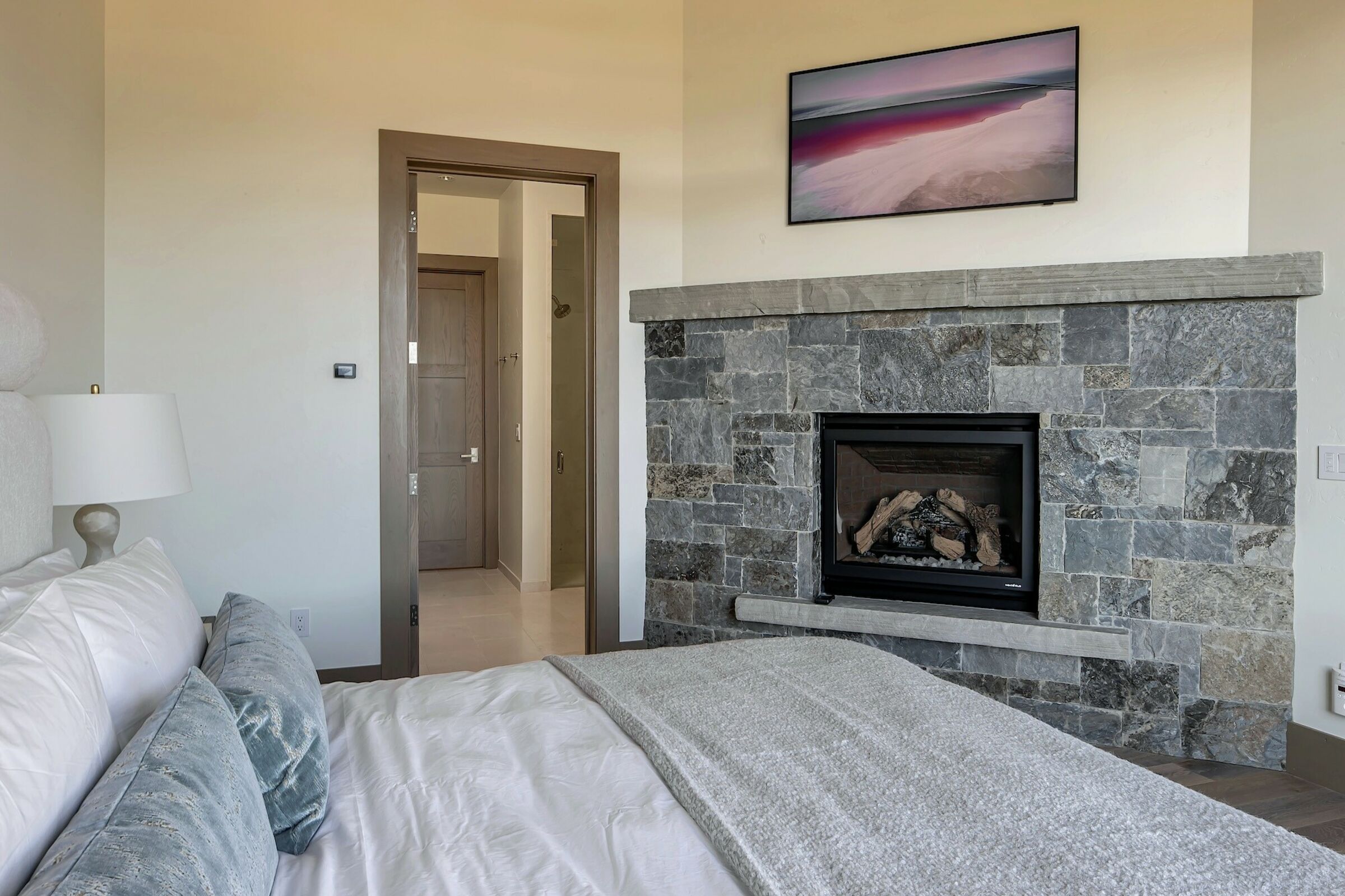 #14A - Master Bedroom