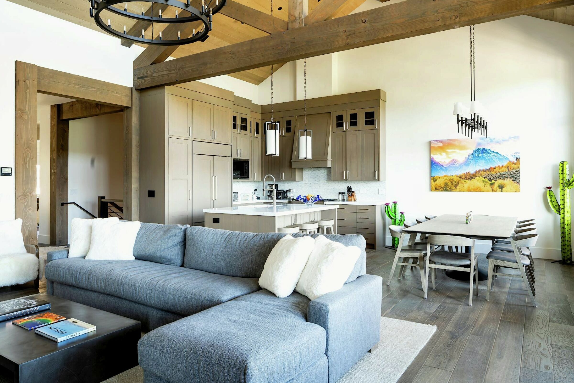 #6C - Living Area