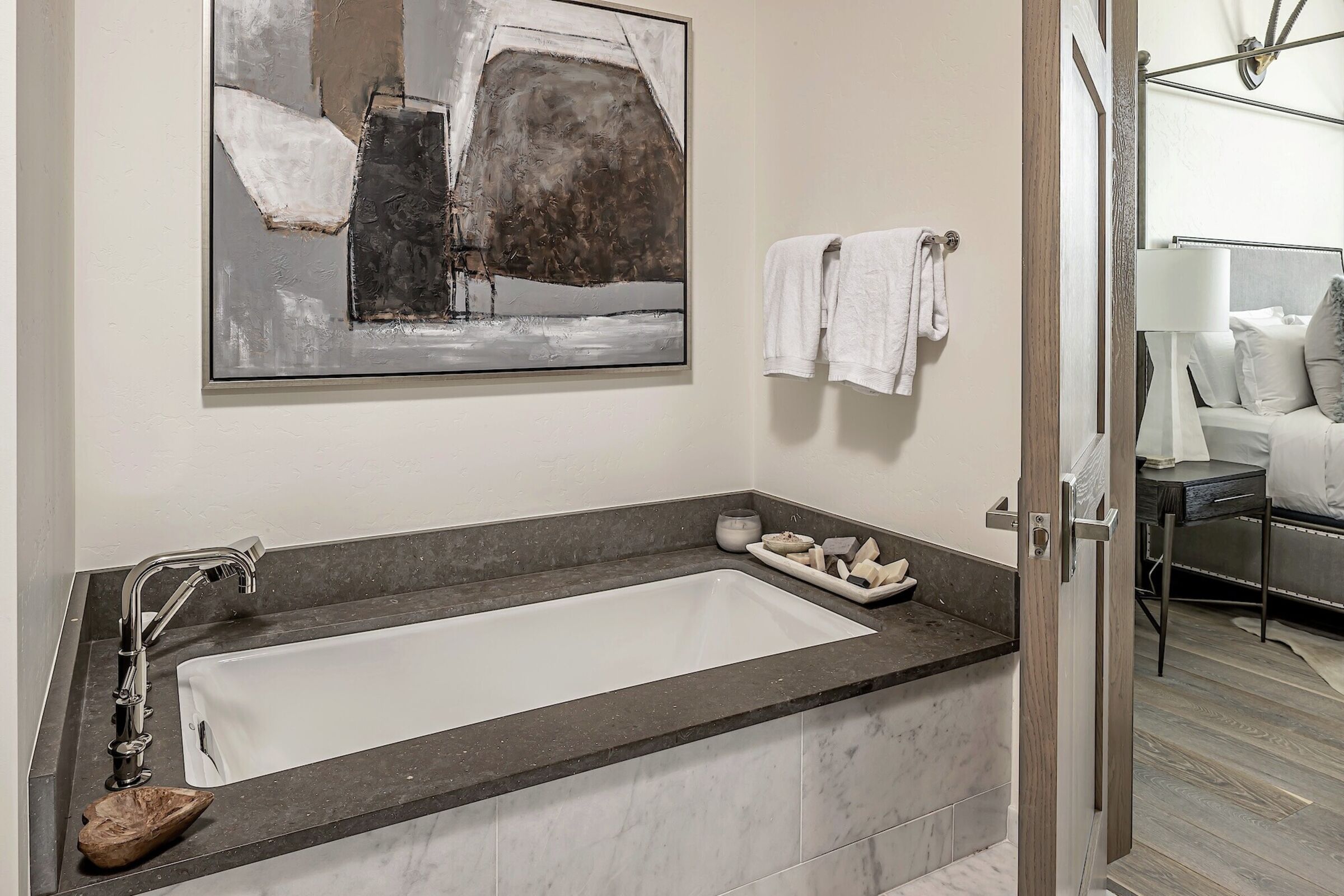 Master Ensuite Bathroom