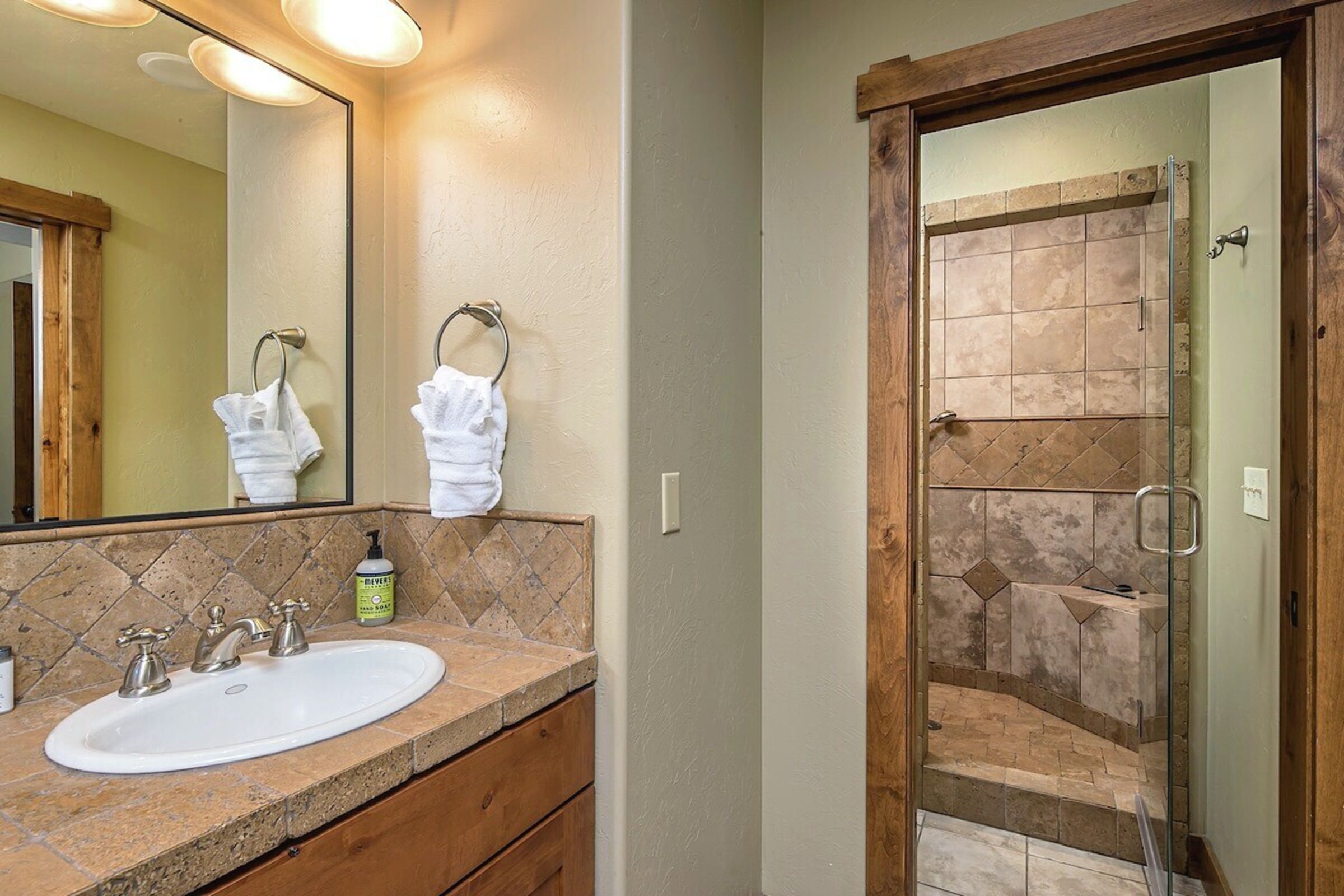 Master Ensuite Bathroom
