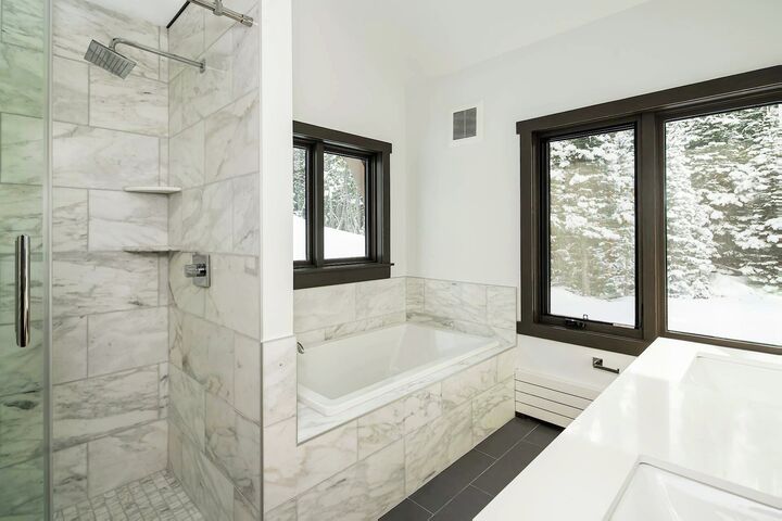 4 Bdrm 6 Bath HT - Master Ensuite Bathroom