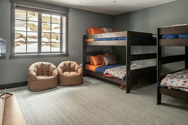 5 Bdrm 5 Bath HT - Bedroom