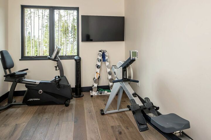 4 Bdrm 4.5 Bath HT - Fitness Room