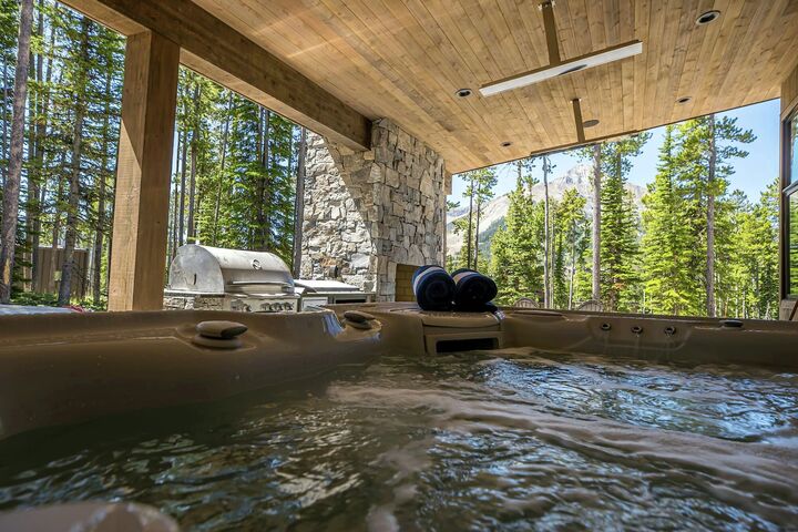 Patio with Hot Tub