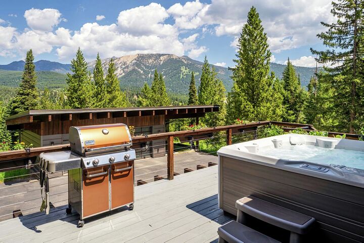 Deck with Hot Tub